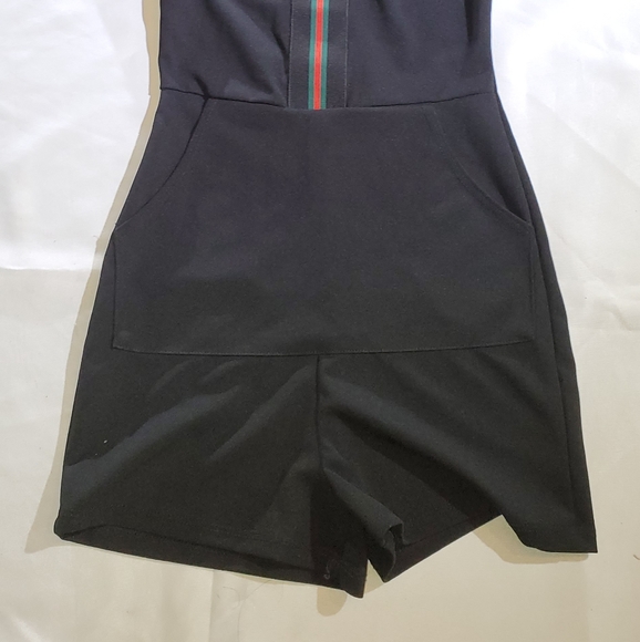 Short jumpsuit - Picture 2 of 2